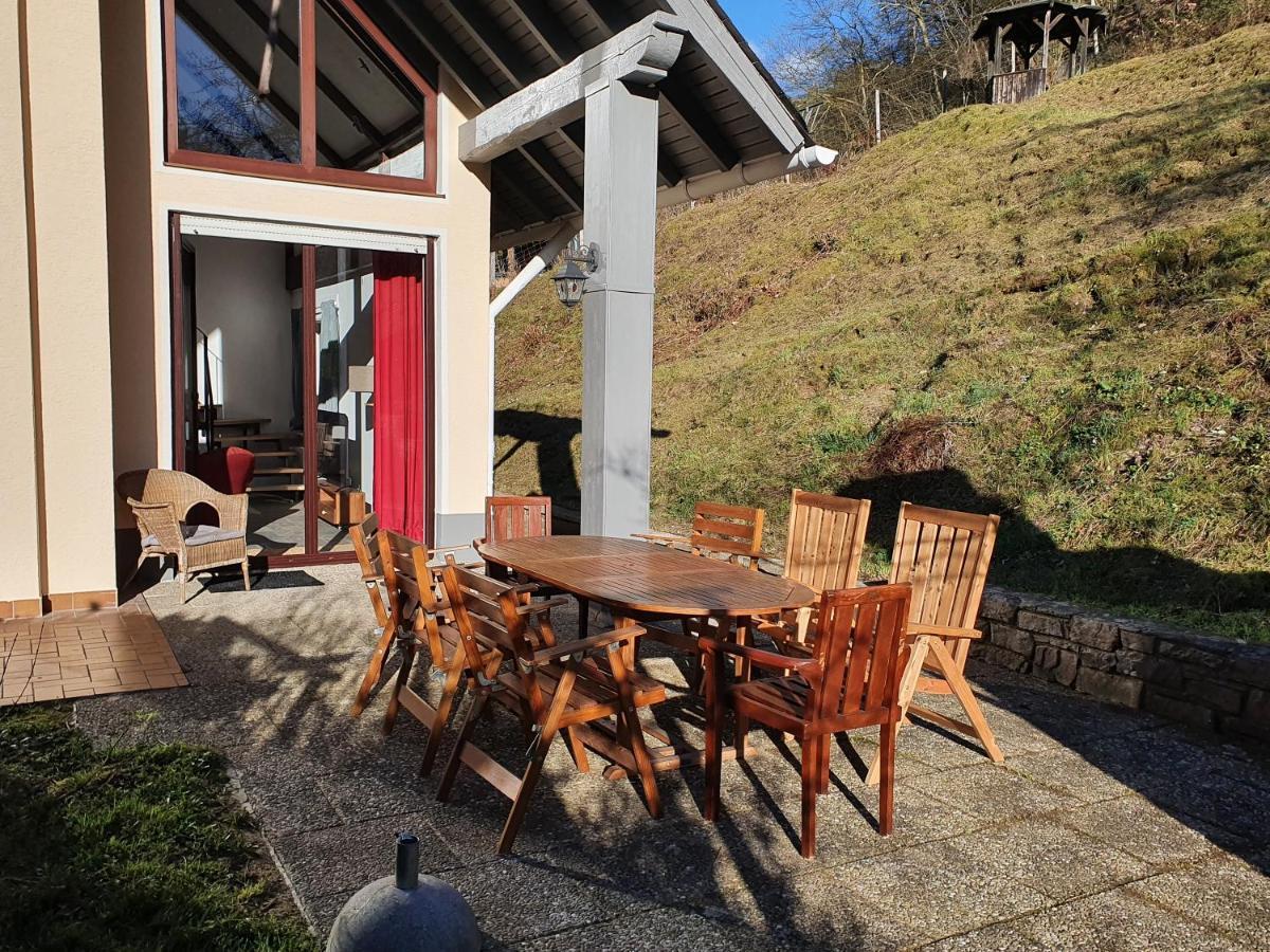 Grosses Ferienhaus Sauerburgblick Sauerthal Exteriör bild